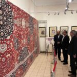 رونمایی از ۲ فرش بازبافی شده دوران صفوی در تبریز رونمایی از ۲ فرش بازبافی شده دوران صفوی در تبریز