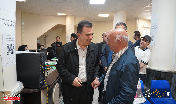 بازدید سرزدهی شهردار تبریز از بخشهای مختلف شهرداری منطقه ۹ بازدید سرزدهی شهردار تبریز از بخشهای مختلف شهرداری منطقه ۹