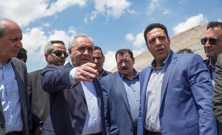 مقابله با ساخت‌وسازهای غیرمجاز در مسیر آزادراه تبریز – ارومیه