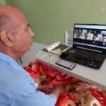 معلمی، جان‌پناهی برای روزهای بیماری معلم میانه‌ای در بیمارستان
