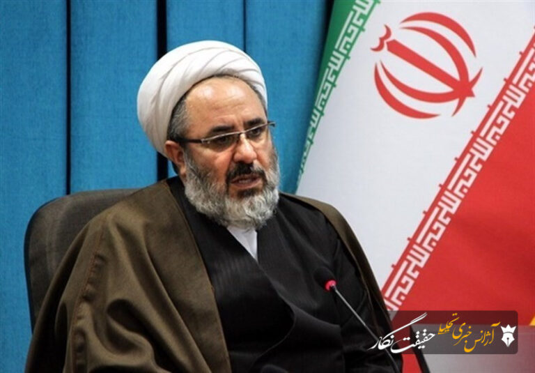 دشمن به‌دنبال تفرقه‌افکنی بین نیروهای انقلابی است