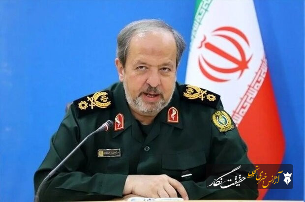 وزیر دفاع: با وجود اعتماد به برادران خود، به دشمن اعتماد نداریم/ دستانمان روی ماشه است وزیر دفاع: با وجود اعتماد به برادران خود، به دشمن اعتماد نداریم/ دستانمان روی ماشه است