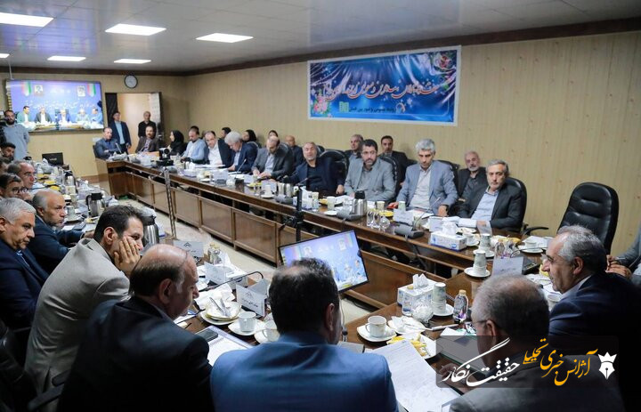 استاندار: حمایت از واحدهای تولیدی آذربایجان شرقی در شرایط کنونی یک ضرورت فوری است استاندار: حمایت از واحدهای تولیدی آذربایجان شرقی در شرایط کنونی یک ضرورت فوری است