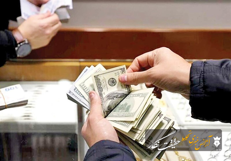 نه ارزپاشی جواب می‌دهد، نه رهاسازی/ بازار ارز باید مدیریت شود