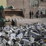 کشف 34 ماینر غیرمجاز در تبریز/ بازگشت برق 374 خانوار به شبکه کشف 34 ماینر غیرمجاز در تبریز/ بازگشت برق 374 خانوار به شبکه
