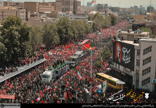 تصاویر هوایی از سیل جمعیت مراسم تشییع آقای انقلاب در تهران