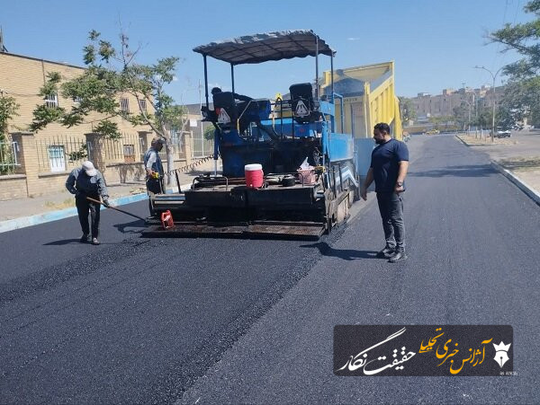 توزیع ۱۵ هزار تن آسفالت در معابر منطقه ۷ تبریز طی چهار ماهه نخست سال
