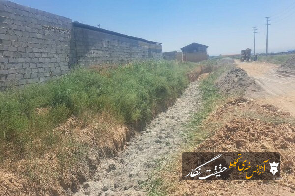 تداوم اجرای کانال سنگی ۳۵ متری صنعتگران