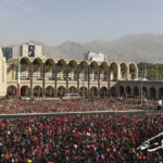 گزارش رسانه‌های سوئدی از خیل عظیم عزاداران در دومین روز مراسم بدرقه رهبر شهید