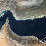 اروپا پیشنهادهایی برای مجاز کردن عوارض دریانوردی در تنگه هرمز را بررسی می‌کند