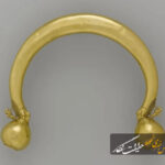 سرقت گردنبند ۲۵۰۰ساله در روز روشن