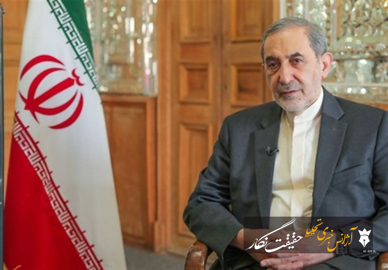 ولایتی: نیروهای خارجی باید منطقه را ترک کنند
