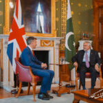 وزرای خارجه انگلیس و پاکستان آخرین تحولات بین‌المللی را بررسی کردند