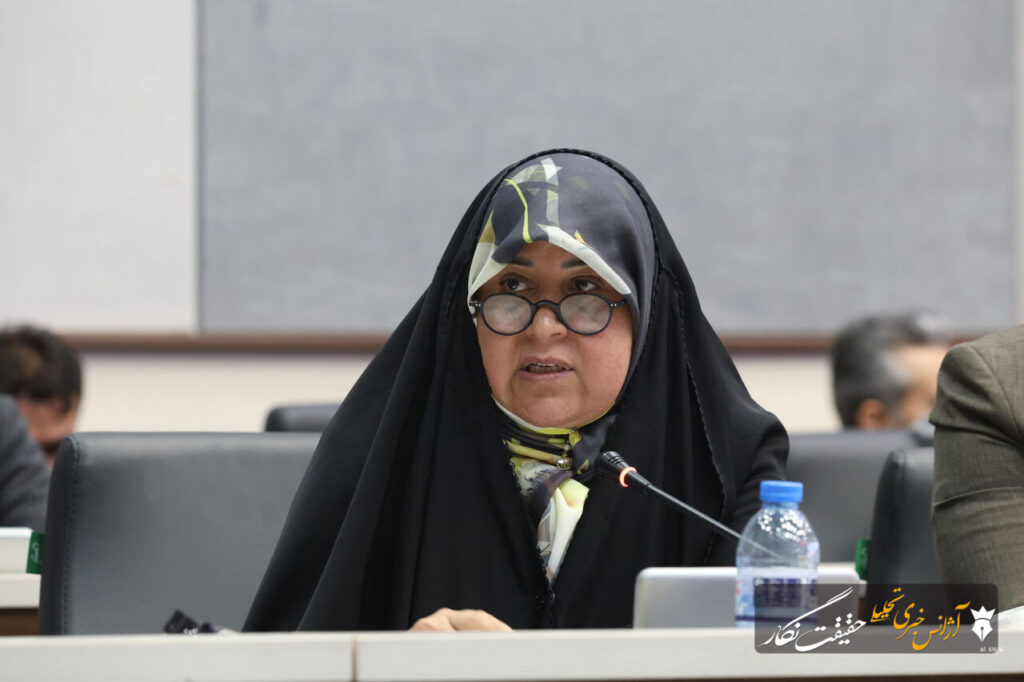 صدور ۸۰ بخشنامه تجاری در مدت کوتاه، رمق بخش خصوصی را گرفته است صدور ۸۰ بخشنامه تجاری در مدت کوتاه، رمق بخش خصوصی را گرفته است
