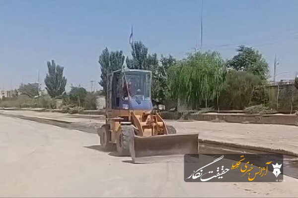 لایروبی مهرانه‌رود و بارگیری ۱۴۰ تن لجن و ماسه طی چند روز اخیر