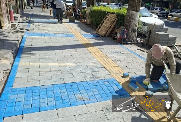 آغاز سنگفرش پیاده رو ها در خیابان ارتش جنوبی