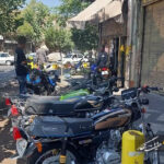 ارائه اخطاریه به واحدهای صنفی سد معبرکننده در خیابان فلسطین ارائه اخطاریه به واحدهای صنفی سد معبرکننده در خیابان فلسطین