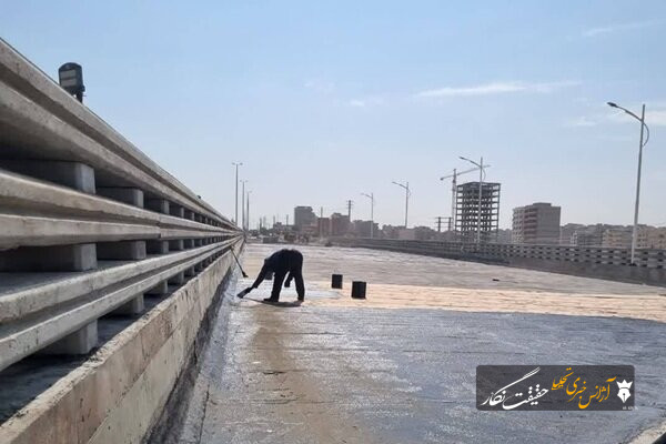 عرشه جنوبی پل سردار خرم آماده آسفالت‌ریزی شد