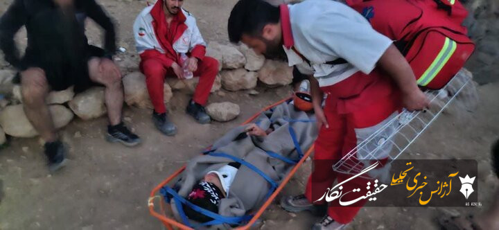 نجات نفس‌گیر ۳ مسافر گرفتار در غار یخی «چما»