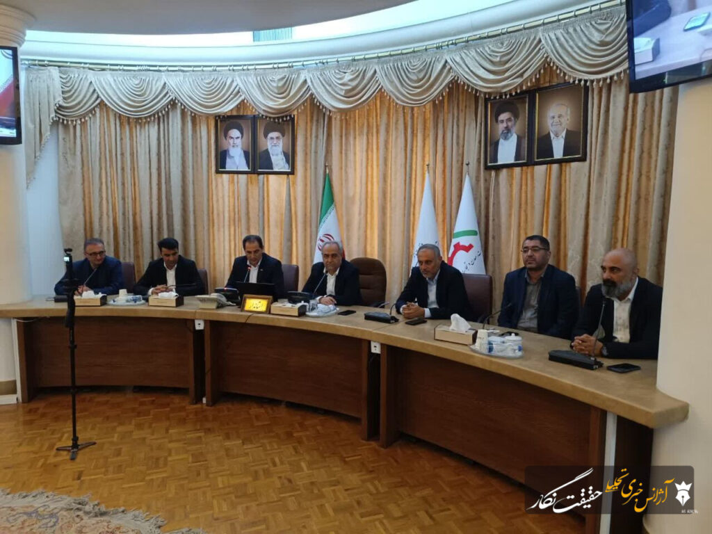 استاندار آذربایجان شرقی: تجربههای موفق تولیدکنندگان برای رفع موانع به اشتراک گذاشته شود استاندار آذربایجان شرقی: تجربههای موفق تولیدکنندگان برای رفع موانع به اشتراک گذاشته شود